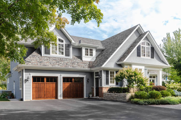Best Solar Panel Roofing Installation  in Northwoods, MO